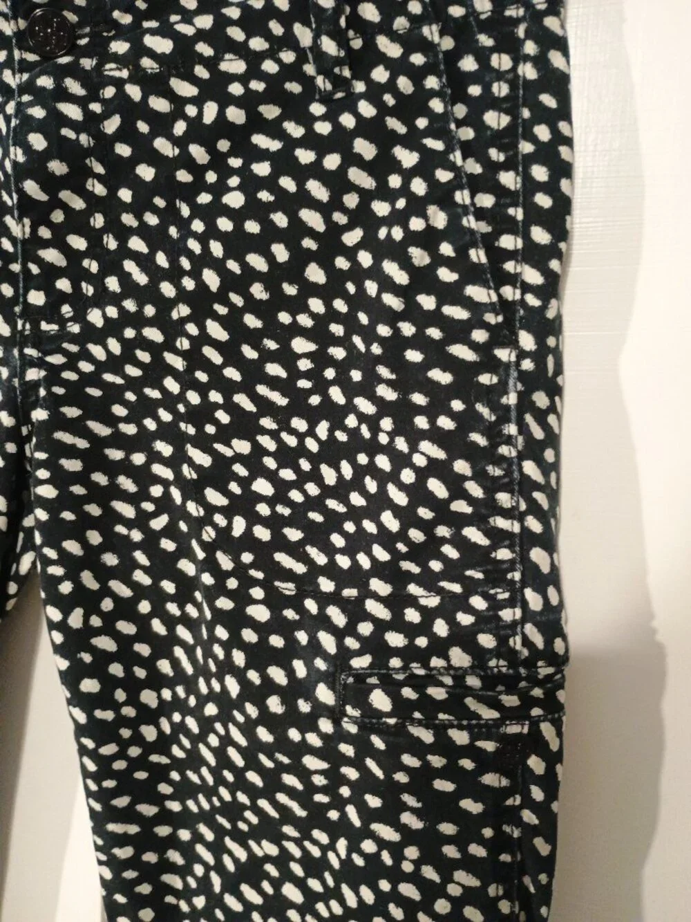 Tory Burch Dotted Pony Walker Cargo Skinny Pants Size: 27 / US 4